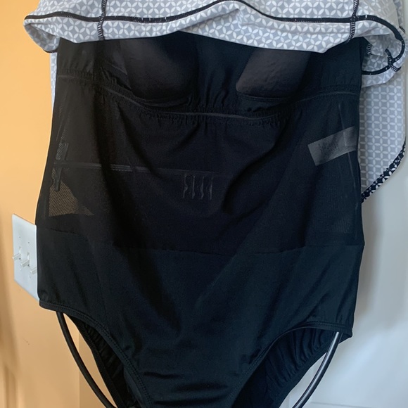 Great Lengths brand swimsuit-one peice - Picture 3 of 7